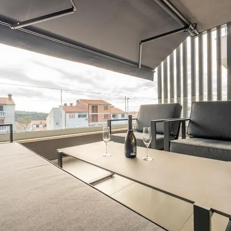 Tissa Apartman Pula