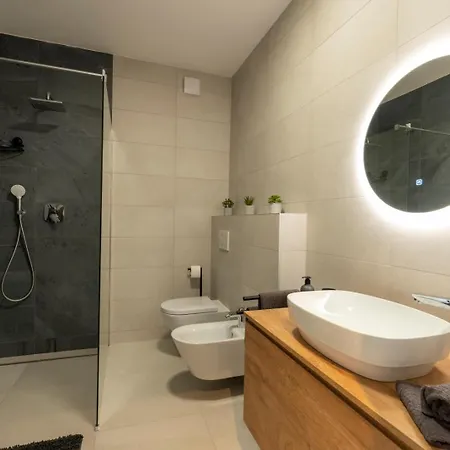 Apartment Tissa